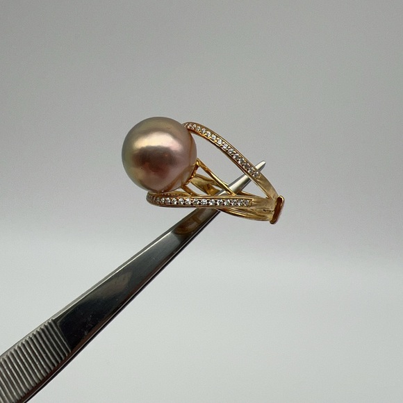 Elegant Gold Freshwater Edison Pearl Ring - Picture 4 of 13